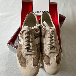 Brand new Coach Baylee shoes